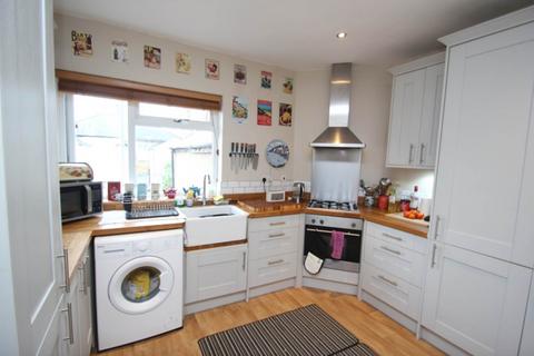 1 bedroom flat for sale, Cambridge Road, Southend On Sea