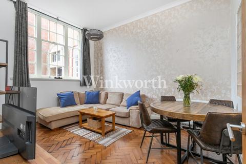 1 bedroom apartment for sale, Corrib Court, 49 Crothall Close, London, N13