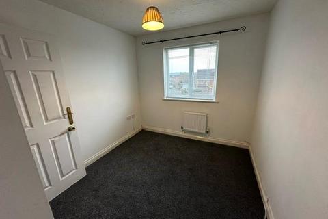 4 bedroom detached house to rent, Yarrow Close,  Dunstan Park,  RG18