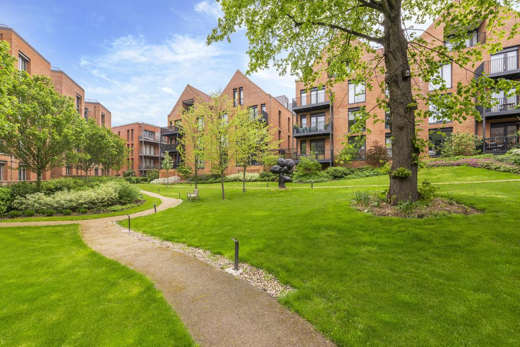 Boyd House, Kidderpore Avenue, Hampstead, London 2 bed flat for sale