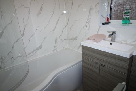 13 Ackworth Drive, Sheffield, S9 1WE