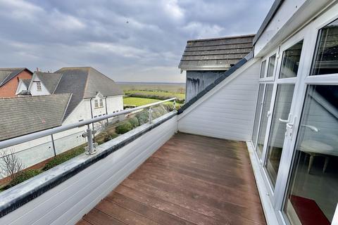 3 bedroom penthouse for sale, The Breakers, Lytham, FY8