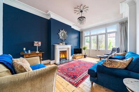 5 bedroom semi-detached house for sale, Fitzjohn Avenue, Barnet, EN5