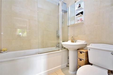 1 Bardon Walk, Woking, GU21 3DA