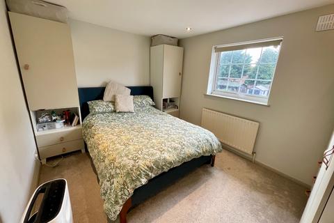 59 Buzzard Road, Luton, LU4 0UF
