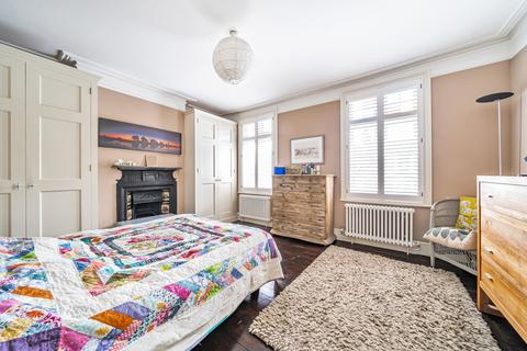 4 bedroom terraced house for sale, Humber Road, London
