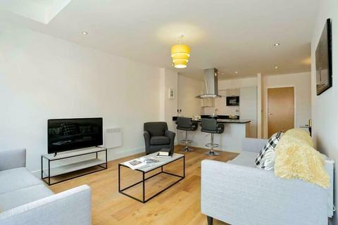 2 bedroom apartment to rent - Wandsworth Bridge Rd, London, SW18
