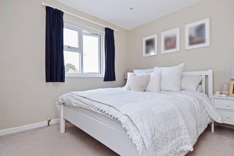 21 Rye Walk, Herne Bay, CT6 7XD