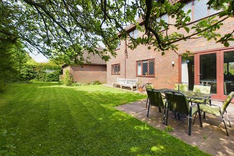 4 bedroom detached house for sale, Lower Green, Weston Turville