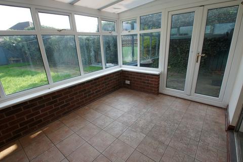 3 bedroom semi-detached house to rent - 83 Newnham Drive, Ellesmere Port, Cheshire. CH65 5AW