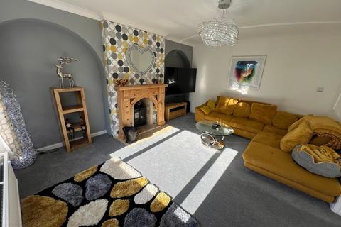 16 Glasfryn, Brackla, Bridgend, CF31 2JN