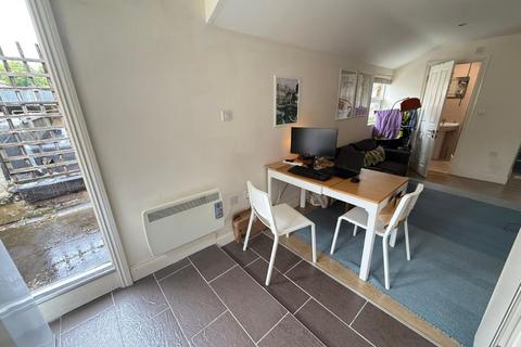 1 bedroom flat to rent, London N7