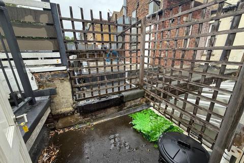 1 bedroom flat to rent, London N7