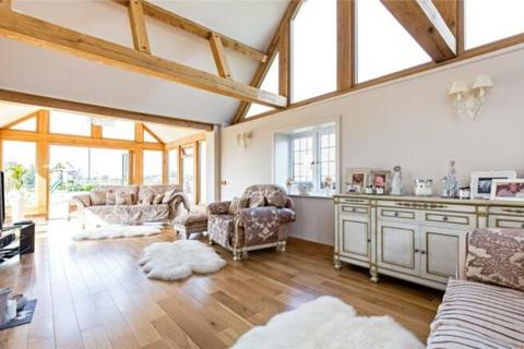 4 bedroom barn conversion for sale, Sidlesham, Chichester