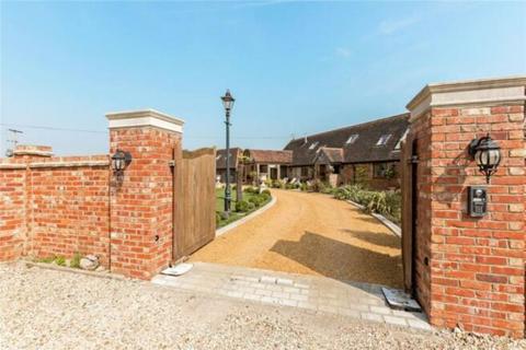 4 bedroom barn conversion for sale, Sidlesham, Chichester