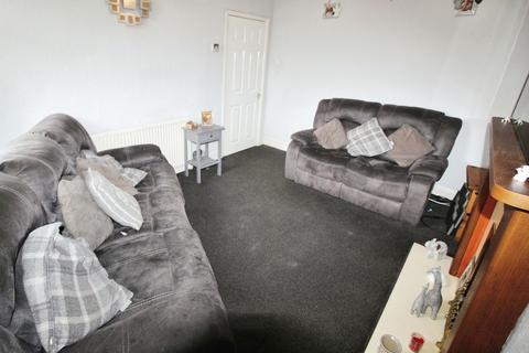 2 bedroom flat for sale - Rosalind Avenue, Bedlington