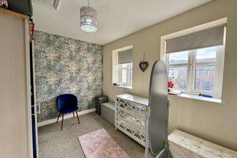 3 Kristine Close, Grimsby, DN32 9SD