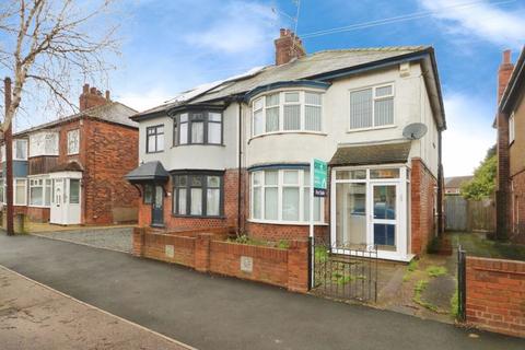 3 bedroom semi-detached house for sale - Chanterlands Avenue, Hull