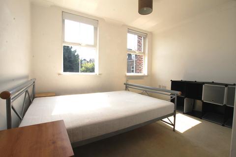 1 bedroom apartment to rent - Baker Street, Weybridge