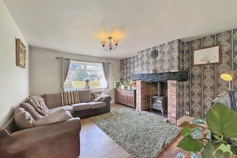 3 bedroom semi-detached house for sale, South View, Garstang Road, Pilling, Preston
