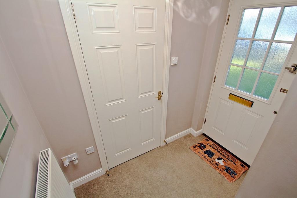 Butterfly Close, Pontypridd CF38 4 bed detached house for sale £349,950