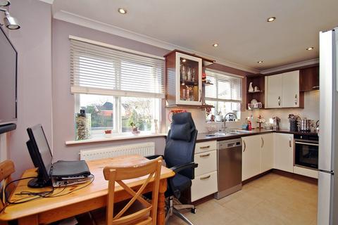 22 Butterfly Close, Church Village, Pontypridd, CF38 1AZ