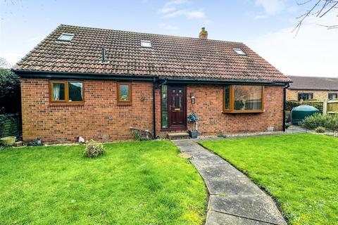 4 bedroom detached bungalow for sale, Church Walk, Wistow, Selby