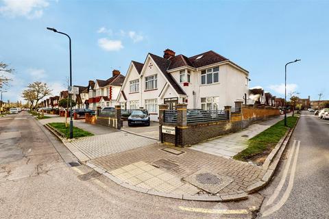 7 bedroom semi-detached house for sale, Bassingham Road, Wembley