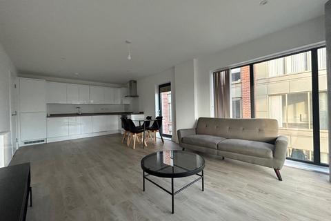2 bedroom flat to rent - Hampton Place, Leacon Road, Ashford