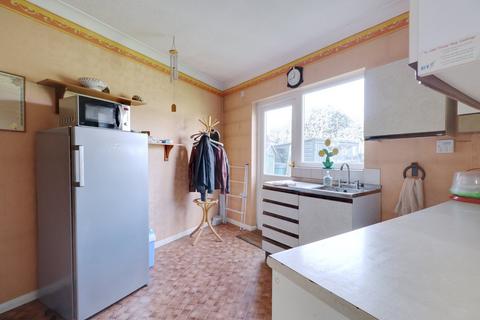 151 South End Road, Rainham, RM13 7XU