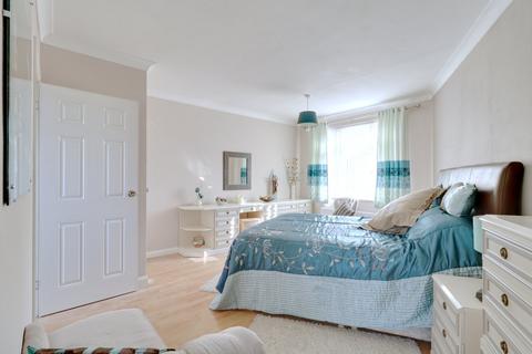 151 South End Road, Rainham, RM13 7XU
