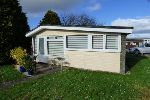 2 bedroom bungalow for sale, Norton, Dartmouth