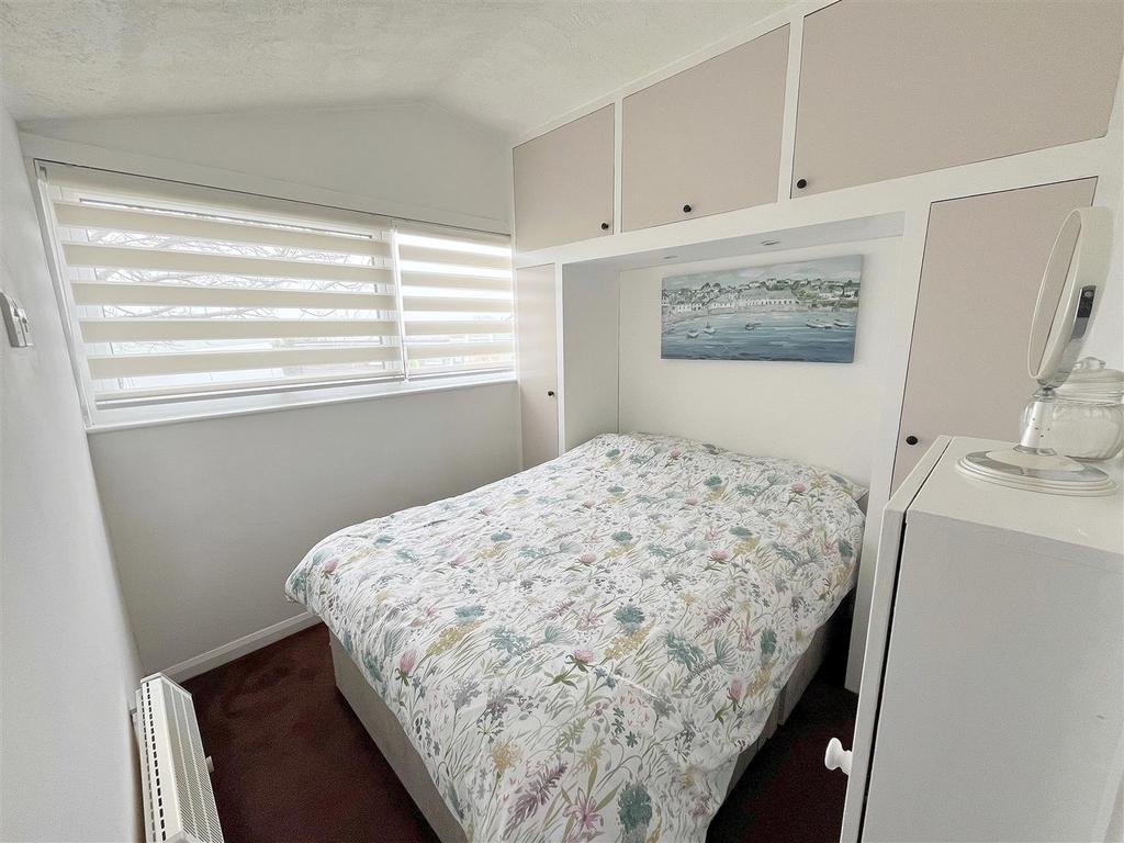 Bedroom One.jpg