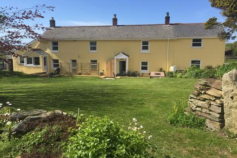 11 bedroom farm house for sale, Lambriggan, Penhallow, Truro