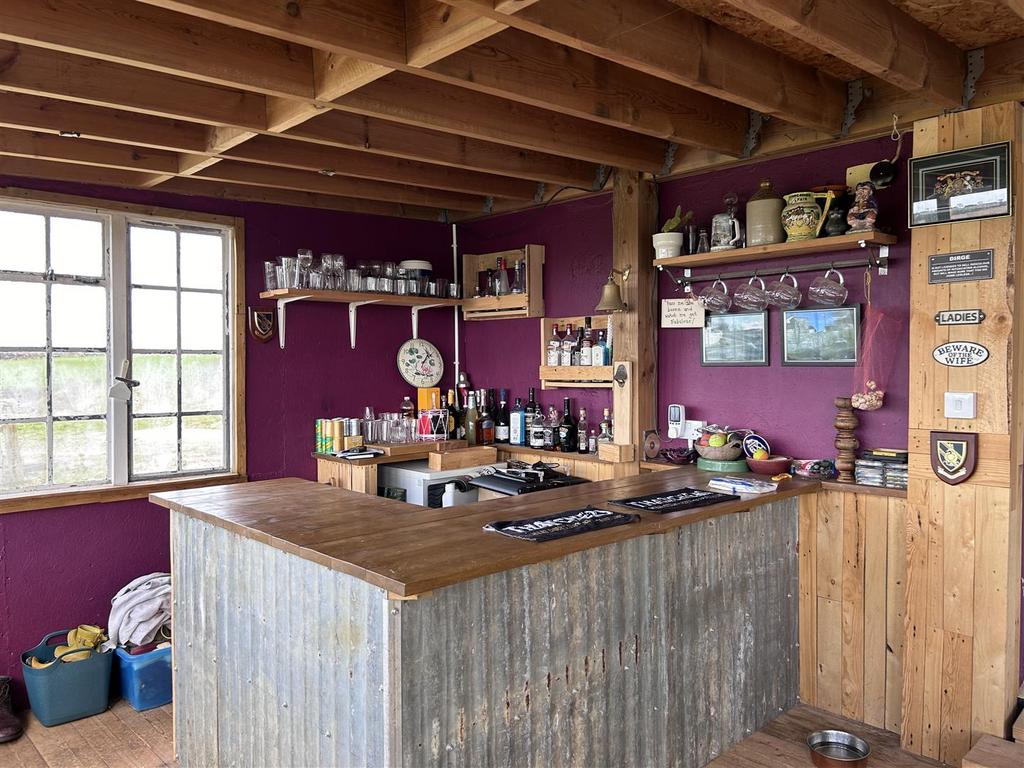 RECREATION ROOM (FARMHOUSE).jpeg