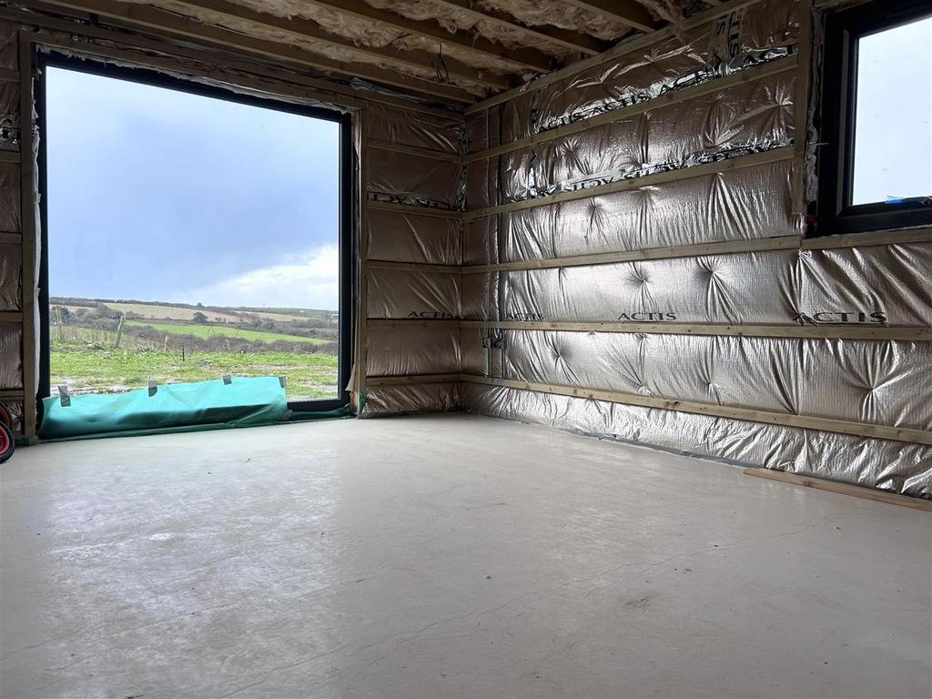 BARN MASTER BEDROOM.jpeg