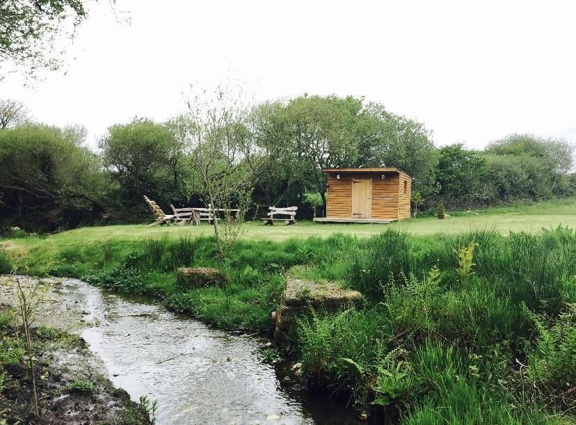 Shed at bottom of field 2.jpg