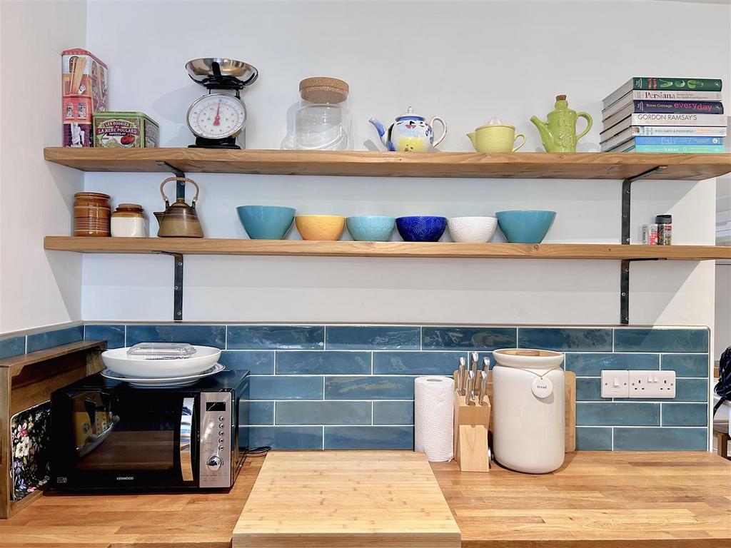 KITCHEN DETAIL (COTTAGE).jpeg