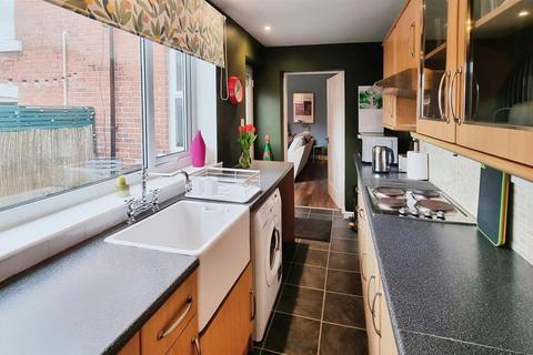 2 bedroom terraced house for sale, Victoria Avenue, Crook