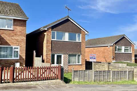 3 bedroom detached house for sale, Bradley Court Road, Mitcheldean GL17