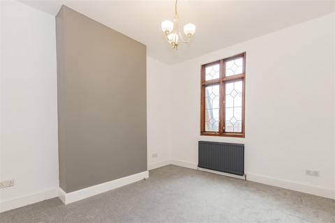 124 Old Road, Crayford, Dartford, DA1 4DY