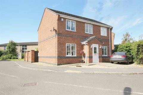4 bedroom detached house for sale, Gibson Way, Alford LN13
