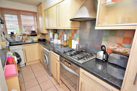 137 Brangwyn Crescent, London, SW19 2UA