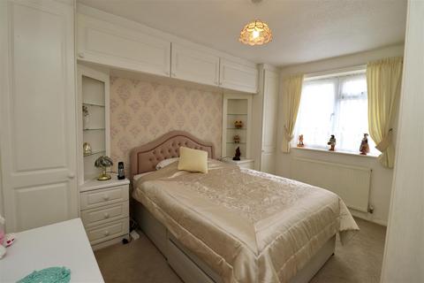 3 bedroom detached bungalow for sale, Lambert Close, Market Weighton, York