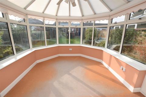 54 Park Avenue, Grimsby, DN32 0DQ