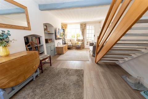2 bedroom end of terrace house for sale, Artillery Street, Colchester
