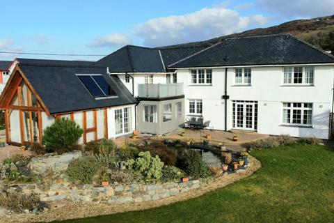 6 bedroom house for sale, Beach Road, Harlech
