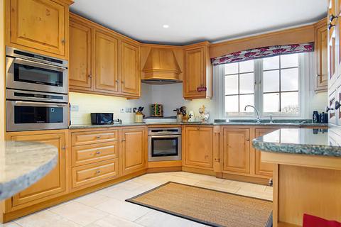 Isgaer Beach Road, Harlech, LL46 2UG