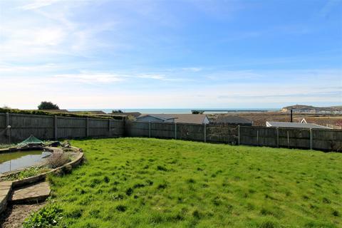 2 bedroom detached bungalow for sale, Roman Close, Bishopstone