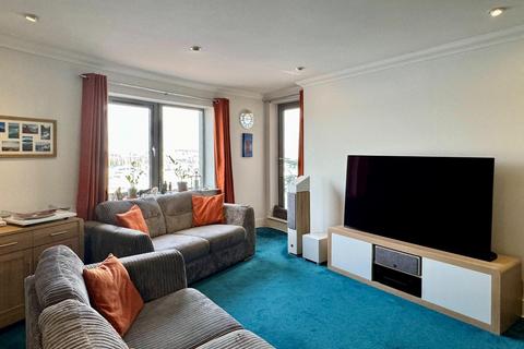 2 bedroom flat for sale - Marconi Avenue, Penarth